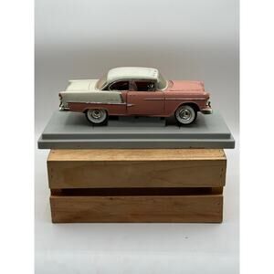 Vintage 1955 Chevy Bel Air Hardtop Promo Car– Pink/White-1:18 Scale Dealer Model